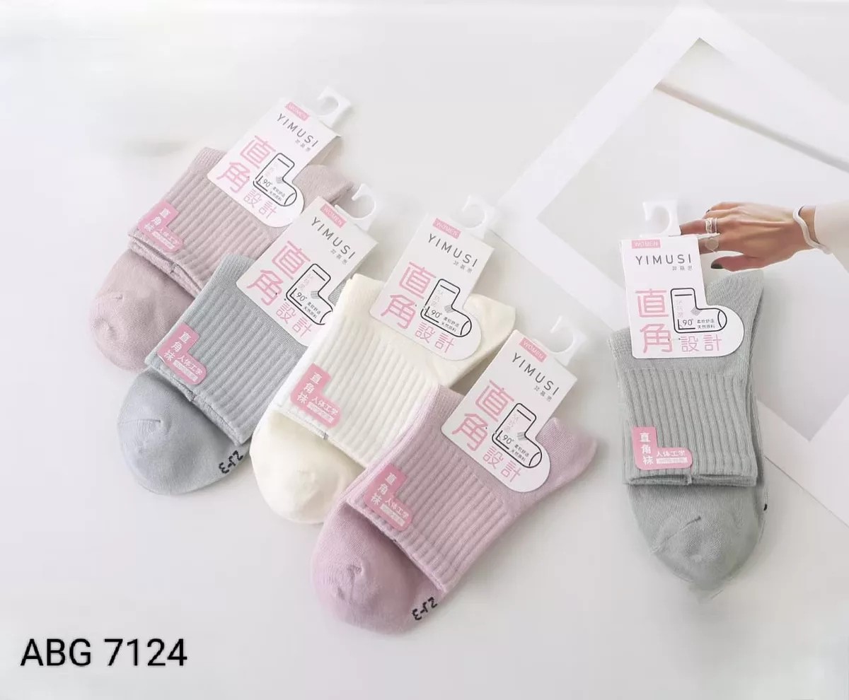 Kaos Kaki yang dijual di Dropify.id